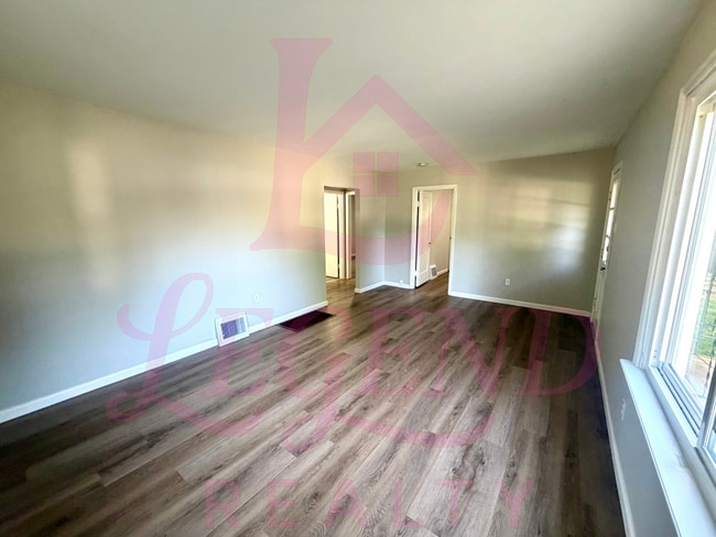 Building Photo - Adorable 2 Bedroom 1 Bathroom Home In St. Ann!!!