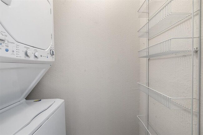 Building Photo - 3601 Menchaca Rd