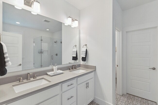 Building Photo - 1470 Mizzen Alley