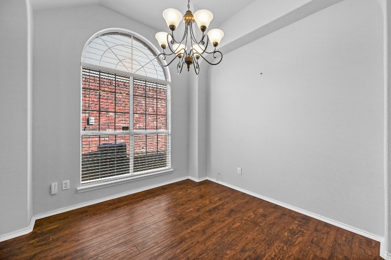 Building Photo - 10010 Voss Ave