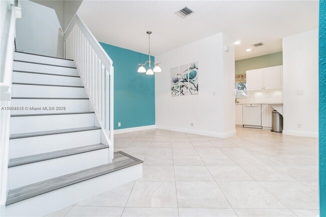 Building Photo - 11425 NW 34th Pl