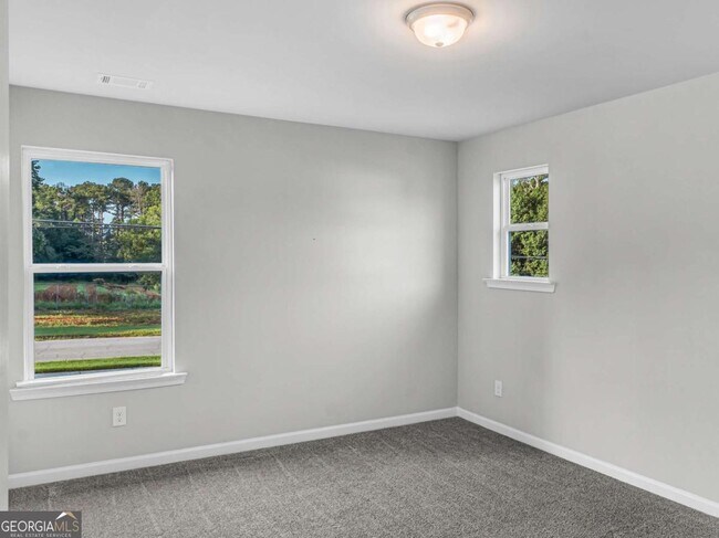 Building Photo - 2054 Maplewood Way