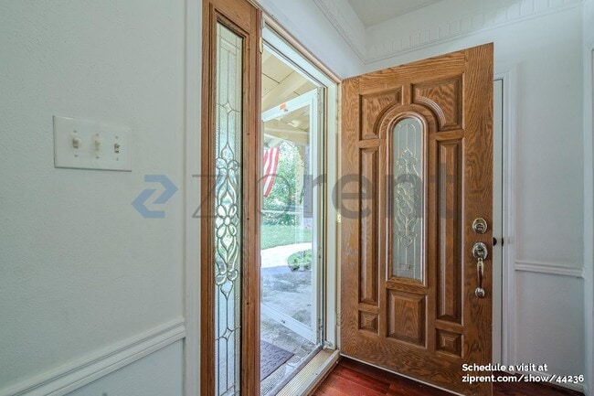 Building Photo - 1558 O'Connor Dr
