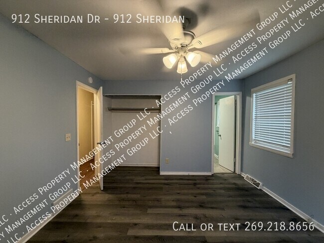 Building Photo - 912 Sheridan Dr