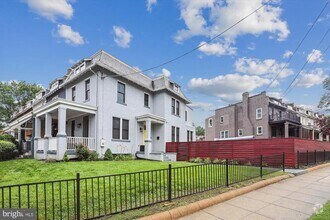 Building Photo - 265 Missouri Ave NW