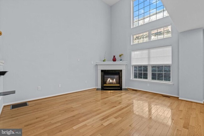 Building Photo - 61 Sunrise Ct