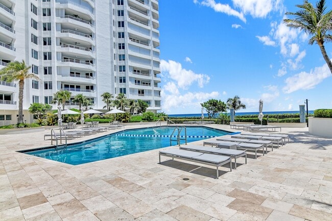 Building Photo - 550 S Ocean Blvd
