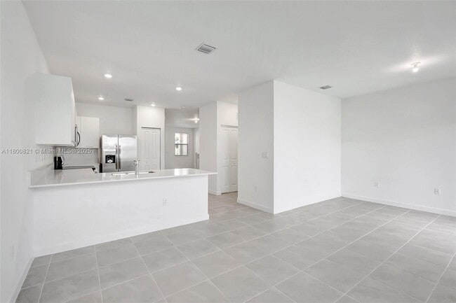 Building Photo - 12921 NW 24th Ave