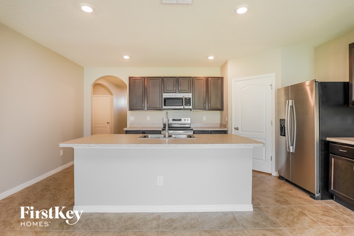 Building Photo - 1386 Fox Squirrel Dr