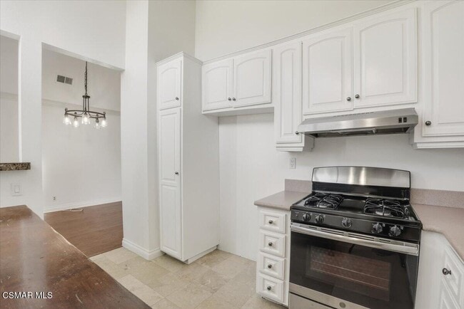 Building Photo - 31505 Lindero Canyon Rd