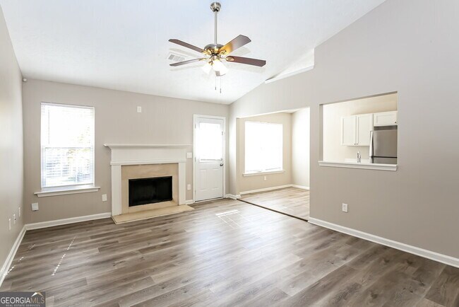 Building Photo - 3846 Kenner Dr SW