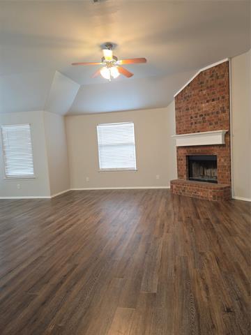 Building Photo - 1600 Wickham Dr