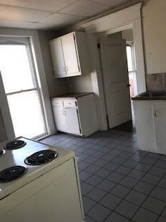 Building Photo - 10 5th St SE