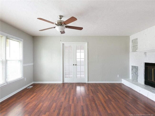 Building Photo - 6714 Seaford Dr