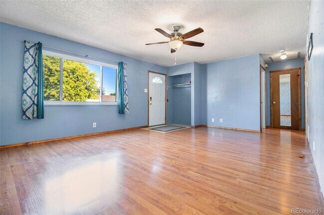 Building Photo - South Side Ranch with CENTRAL AIR