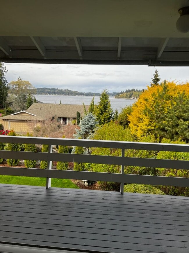 Primary Photo - 1302-1304 38th Ave Ct NW