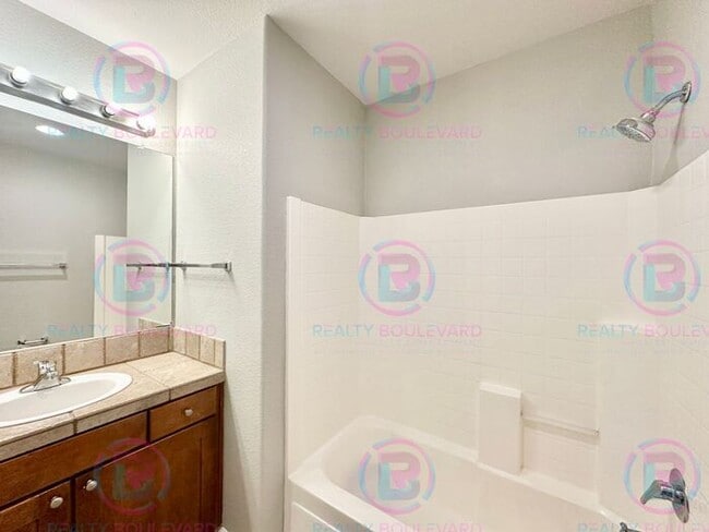 Building Photo - South Meadows 3-Bedroom 2 Bath Home New paint and Carpet Mt. Rose Views & Covered Patio