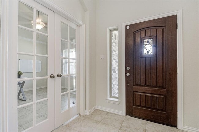 Building Photo - 2940 Twin Cove Ct