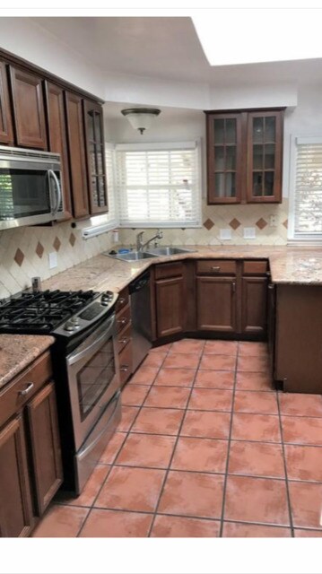 Building Photo - 4715 Camellia Ave