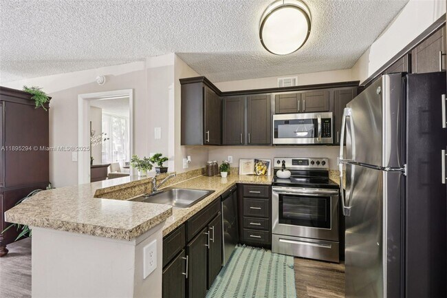 Building Photo - 4303 W Atlantic Blvd