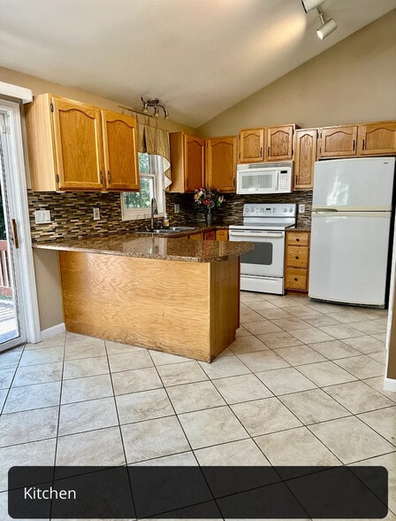 Building Photo - 17 Garvin Rd