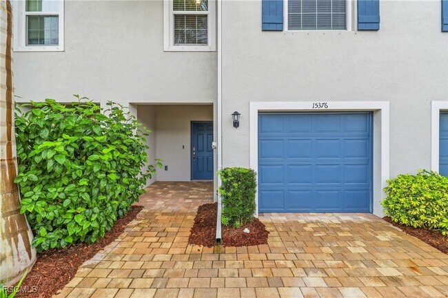 Building Photo - 15376 Wildflower Cir