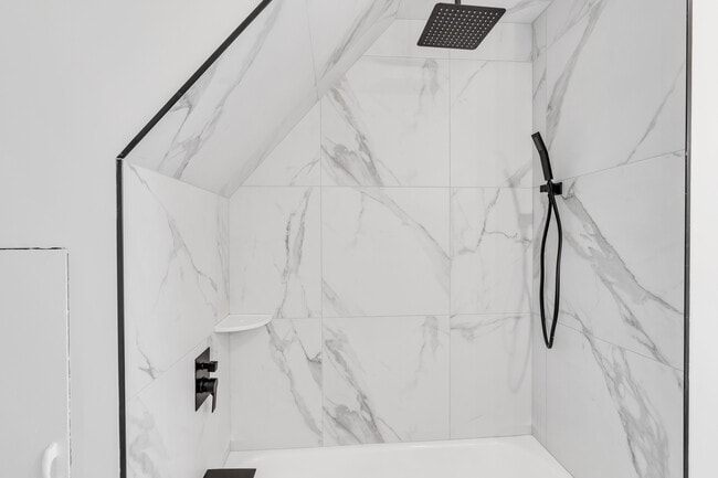 Building Photo - 298 Liberty St