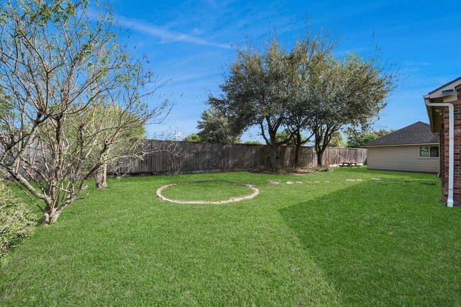 Building Photo - 17618 Raven Canyon Ln