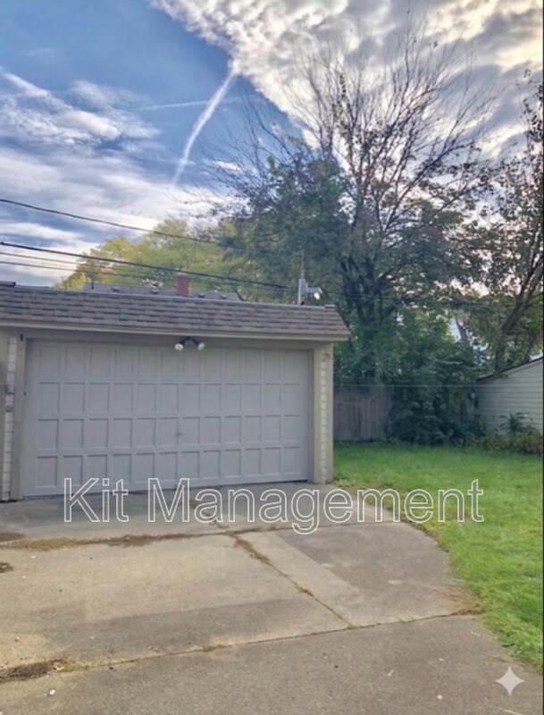 Building Photo - 3948 Grantley Rd