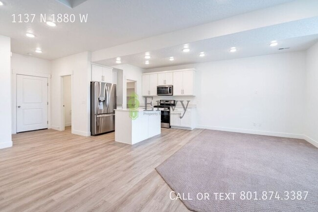Building Photo - 1137 N 1880 W