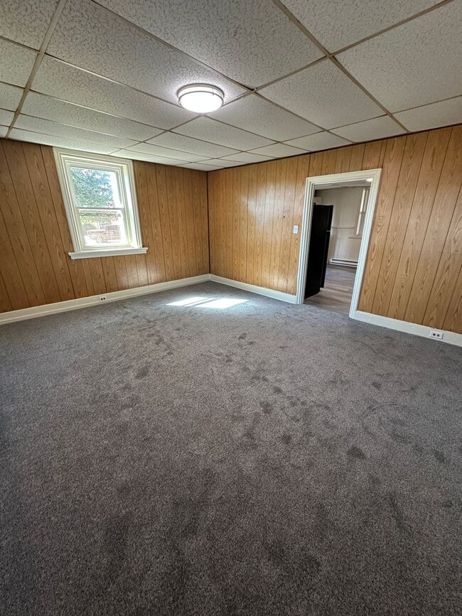 Building Photo - 1 - Bedroom Available in Rural Carlisle!