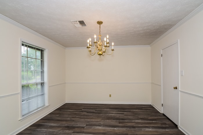 Building Photo - 623 Marlyn Dr