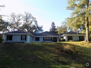 Building Photo - 408 Sassafras Ln