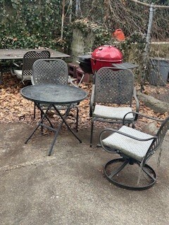 Building Photo - 57 Mozart St