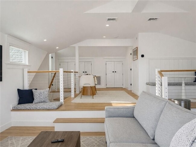 Building Photo - 193 Seaconnet Blvd