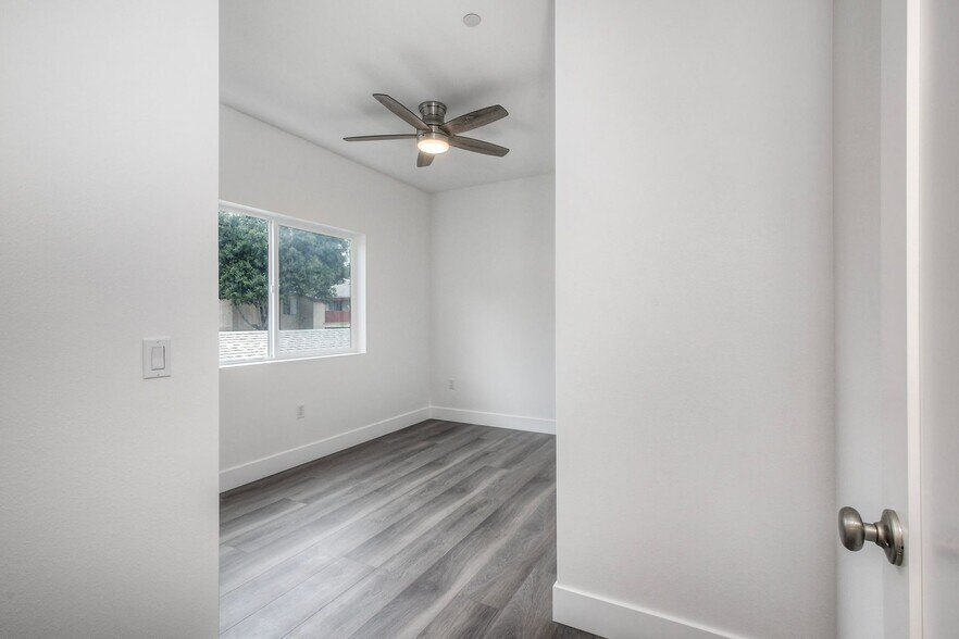 Building Photo - 188 Gosnell Way