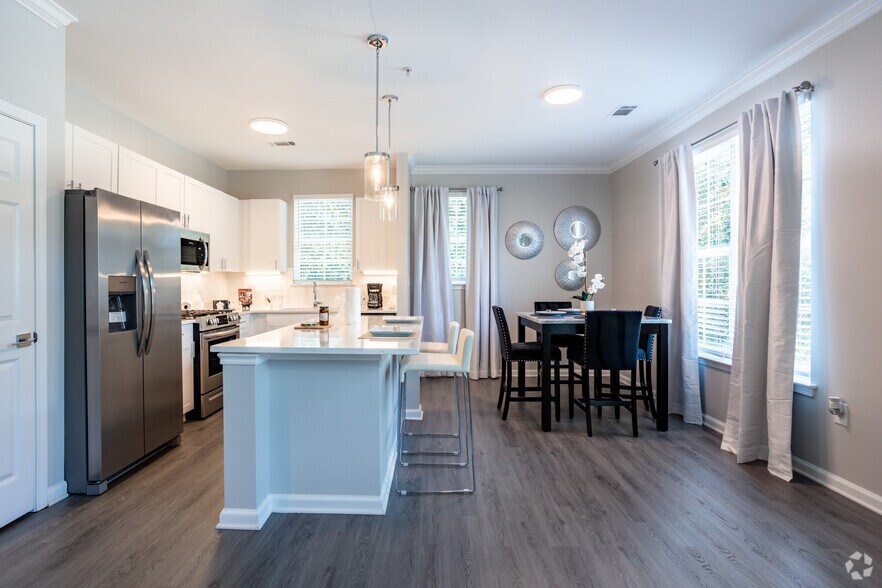 2BR, 2BA - 1,245SF - Magnolia Heights