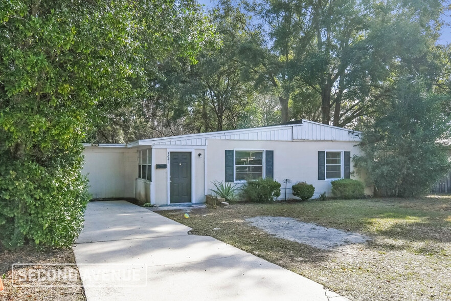 Building Photo - 3645 Peach Dr