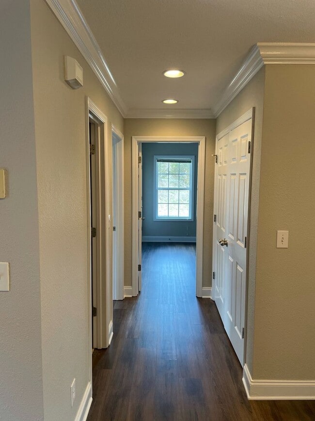 Interior Photo - FFM LLC