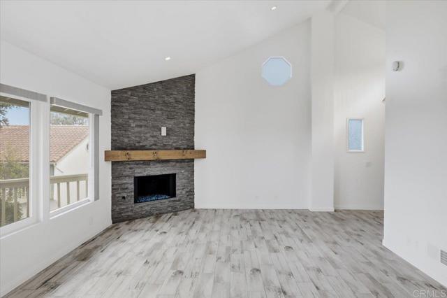 Building Photo - 6686 Corte Maria