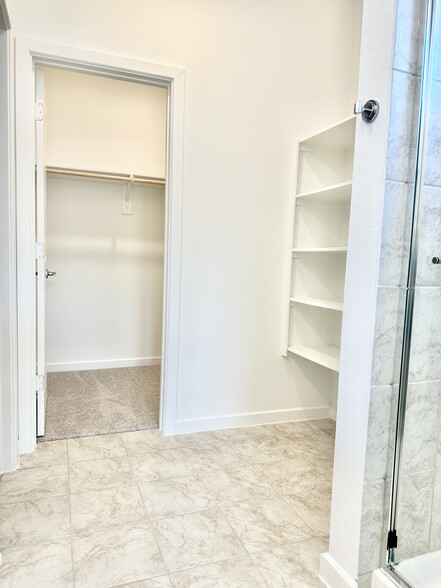 Building Photo - 7734 Primrose Myrtle Ln