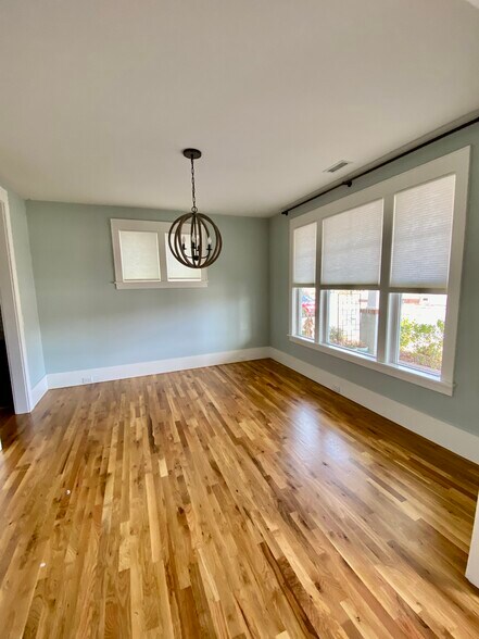 Dinning room. - 47 Pokeberry Bend Dr