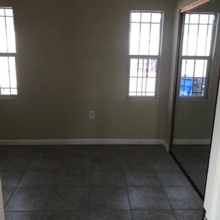 Building Photo - Nice 2 Bedroom House