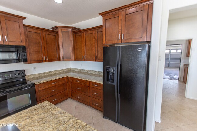 Building Photo - 21382 E Lords Ct