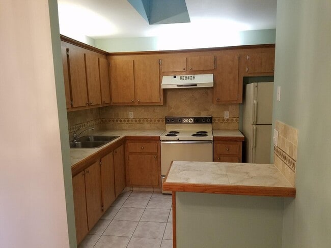 Building Photo - 3603 Waterview Cir