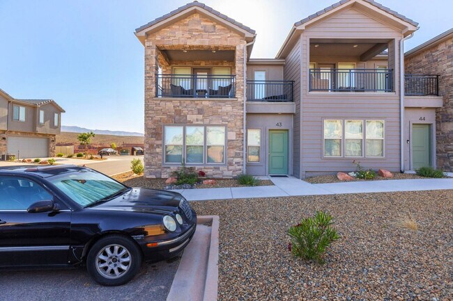 Building Photo - 350 W Old Hwy