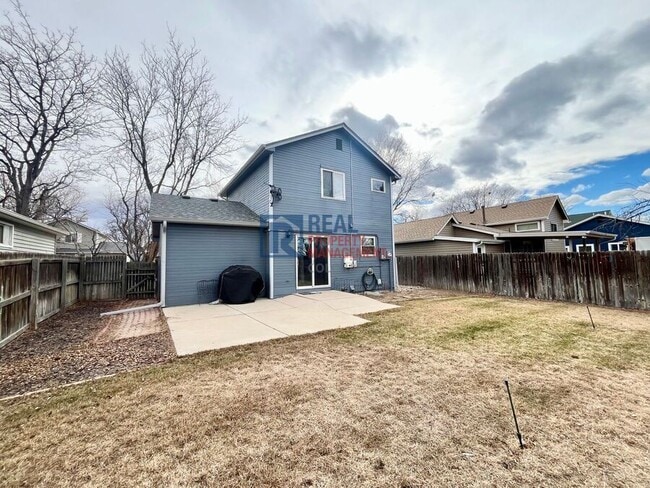 Building Photo - 16921 E Stanford Ave