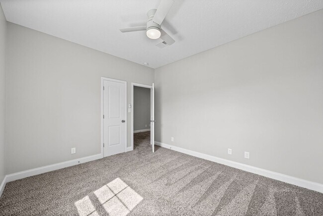 Building Photo - 169 Bonnell Dr