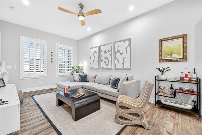 Building Photo - 4465 Dalston Dr