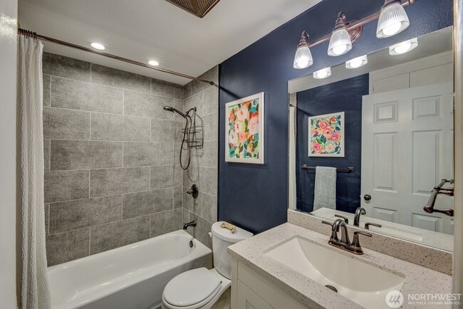 Building Photo - 3Bd/2Ba Lynnwood House